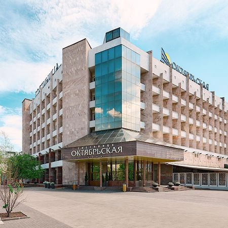 Oktyabrskaya Hotel Krasnoyarsk Exterior photo